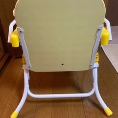 ベビーチェア　椅子　テーブル付きの画像