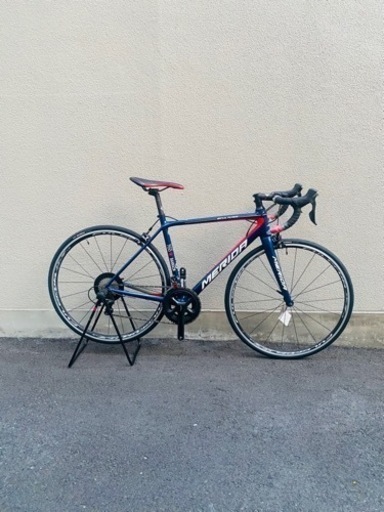 新品未使用 希望の値段を商品価格〜でご連絡ください。一番高値の方に決定します。MERIDA ロードバイク スクルトゥーラ 700 105採用 ブレーキも105 格安でどうですか？