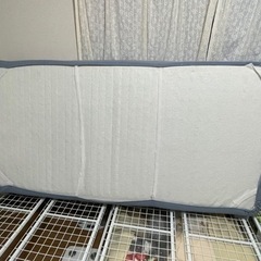 シングルベッド　マットレス付きの画像