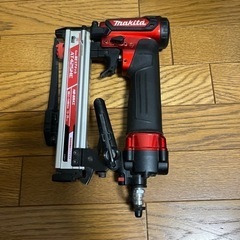 マキタ(makita) 高圧エアタッカ AT425HE