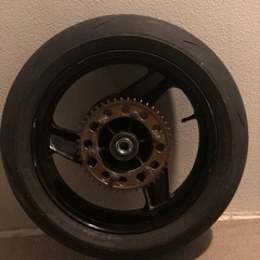 車のパーツ タイヤ、ホイールの画像