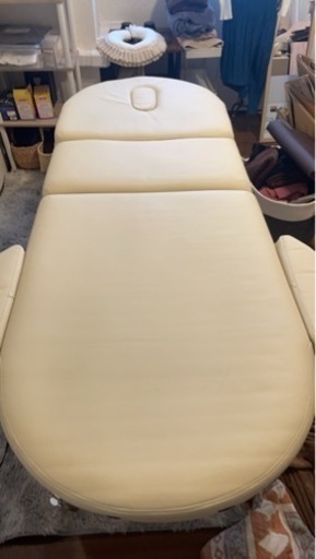 マッサージ用ベッド