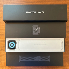 【付属品完備】Apple Watch シリーズ4 44mm GPS Nike+