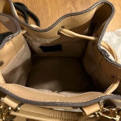 革　リュックの画像