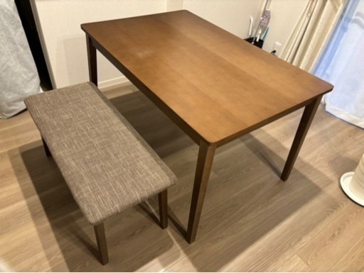 【美品・ダイニングテーブル・ベンチ】