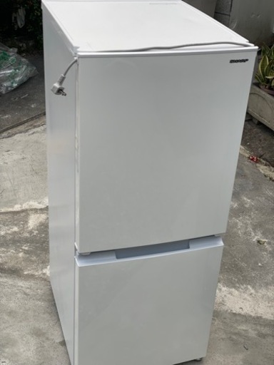 送料・設置込み　冷蔵庫　152L SHARP 2021年