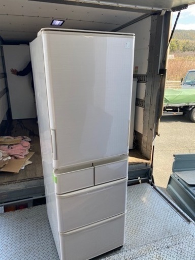 北九州市内配送無料　保証付き　シャープ SHARP SJ-PW42A-C [プラズマクラスター冷蔵庫 （424L・どっちもドア） 5ド