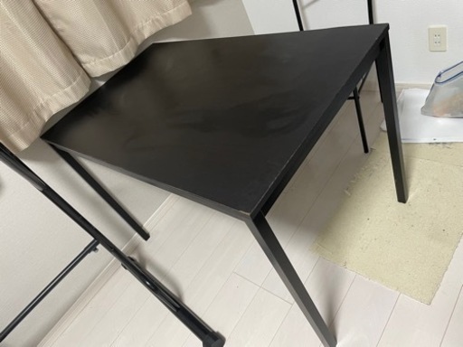ダイニングテーブル