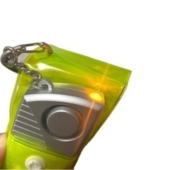 【未使用】防犯ブザー❤アラーム　シルバー　蛍光カバー付きの画像