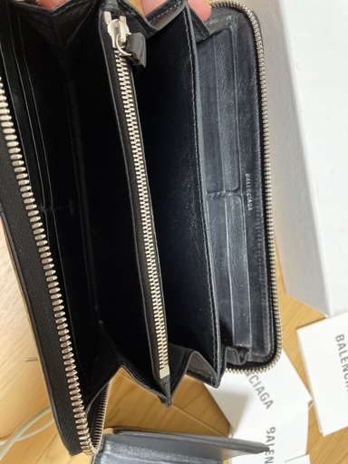 転売可！BALENCIAGA長財布箱ギャランティカード付ト