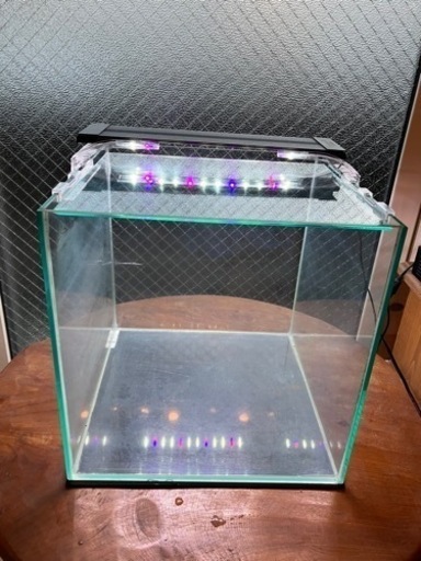 水槽、LED照明、ヒーター、カルキ抜き、ピンセット、砂利等ぜーんぶおまとめセット
