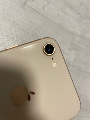 【美品】iPhone8 本体 バッテリー容量81%