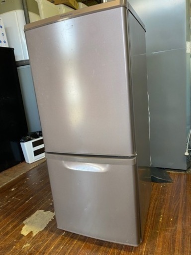 北九州市内配送無料　保証付き　パナソニック 2ドア冷蔵庫 （138L） NR-B148W-T マホガニーブラウン