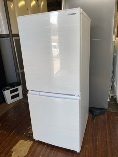 北九州市内配送無料　保証付き　2020年式　シャープ SHARP SJ-D15G-W [冷蔵庫 （152L・つけかえどっちもドア） 2ドア ホワイト系]