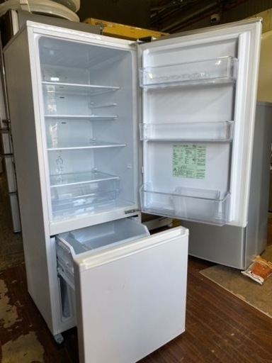 北九州市内配送無料　保証付き　201L 2019年式　冷蔵庫 ホワイト AQR-20JBK-W [2ドア /右開きタイプ /201L]