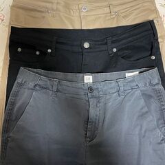 パンツ３本（GAP・DｏClasse・ベルーナ）の画像
