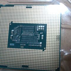 CPUi7-7700Kの画像