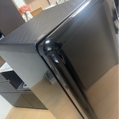 冷蔵庫（黒）2ドア　美品！即日渡し大歓迎！本日なら、運び出し積込みお手伝いできます！の画像