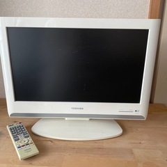 【再投稿】19型テレビTOSHIBA REGZA