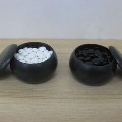 碁石 黒石187個 白石200個 直径2.2cm 厚み0.7cm...