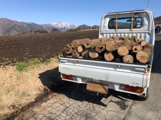 ⭐️指定の長さで薪配達します　別荘にどうですか