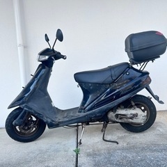 バイク スズキ　　V100黒