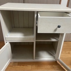 家具 収納家具 キャビネット　レンジ台　ニトリ　の画像