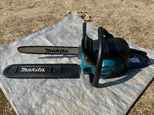 マキタ　エンジン式チェーンソー　MEA4300L