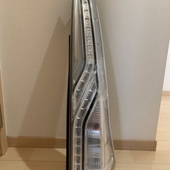 日産セレナ　C26後期　テールランプ