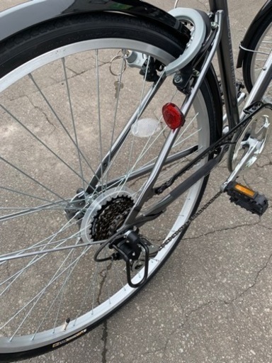 新品同様 ON THE ROAD オンザロード クロスバイク 27インチ 6段階切替付き 自転車 シティサイクル