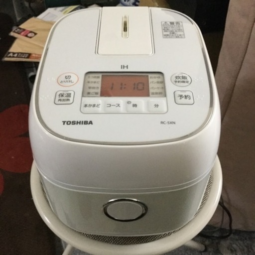 TOSHIBA 3合炊き 炊飯器 ホワイト