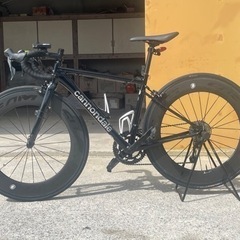 自転車 クロスバイクの画像