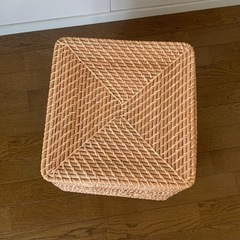 【2個＋蓋付】無印良品　重なるラタン角型バスケット・中の画像