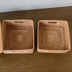 【2個＋蓋付】無印良品　重なるラタン角型バスケット・中の画像