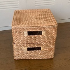 【2個＋蓋付】無印良品　重なるラタン角型バスケット・中の画像