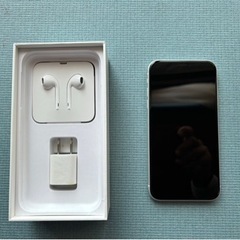 iPhone XR 128GB ホワイト　　　スマホの画像