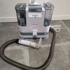 カーペットクリーナー