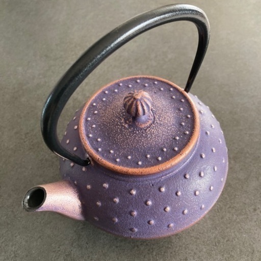 【鉄分補給、貧血予防】南部鉄器　及富製　小鉄瓶急須　アラレ０.５L　新品未使用