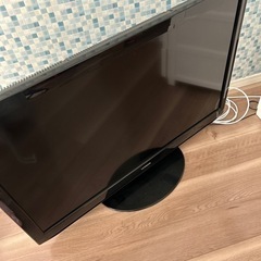 　HITACHI 42インチ 液晶テレビ