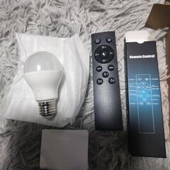 LED電球リモートコントロール付きの画像