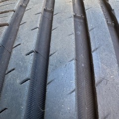 車のパーツ タイヤ、ホイールの画像