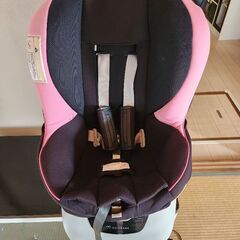 エールべべ　回転式チャイルドシート