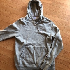 【値下げしました】Champion  パーカー