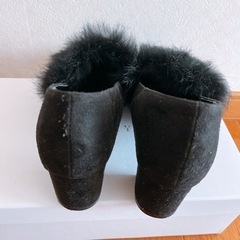★激安★引越しのため★ファーパンプスの画像