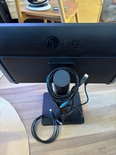 ゲームにも事務にも！LG 27インチ 4K IPS液晶モニター27MU67-B アンチグレア