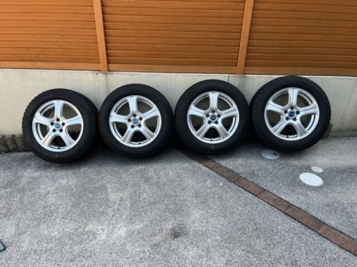 グッドイヤー アイスナビ7 スタッドレスタイヤ　205/60R16