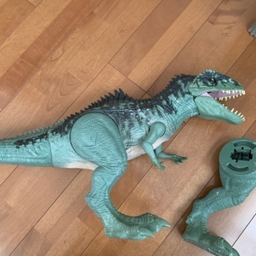 恐竜おもちゃ