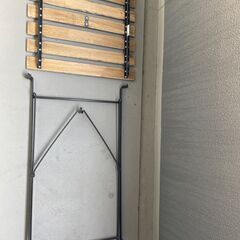 IKEA TÄRNÖ テルノー テーブル＆チェア2脚 屋外用, ブラック/ライトブラウンステインの画像