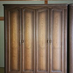 【無料】府中家具の高級クローゼット