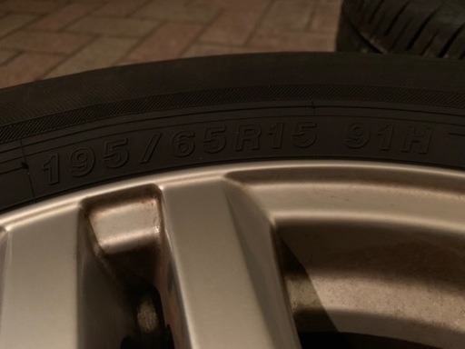  タイヤ　ホイール15インチ　4本セット　バリ溝